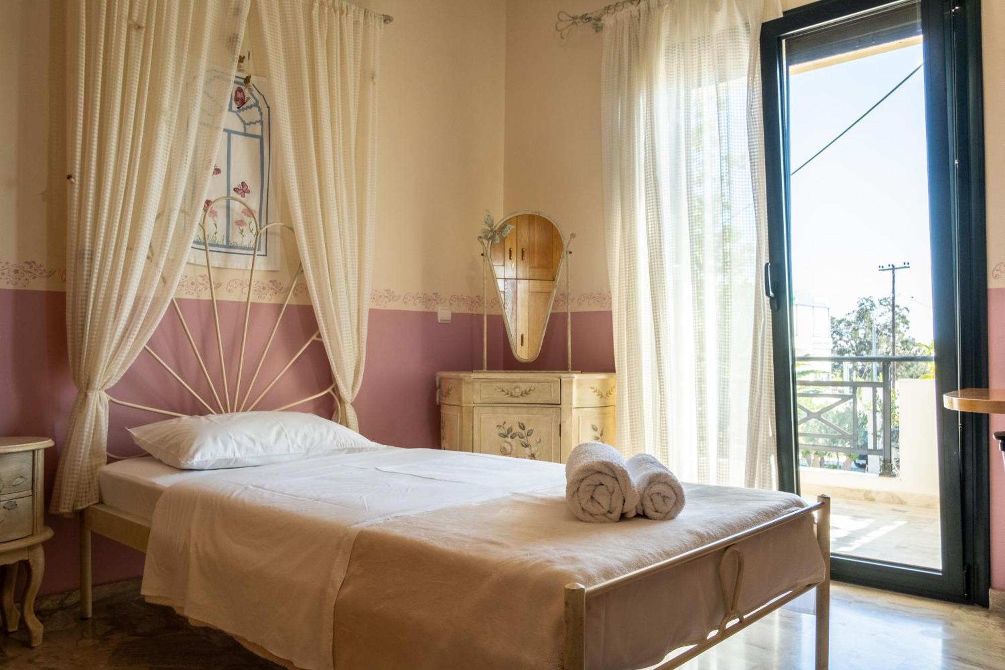 Spacious House In A Quiet Neighbourhood Ιεράπετρα Εξωτερικό φωτογραφία