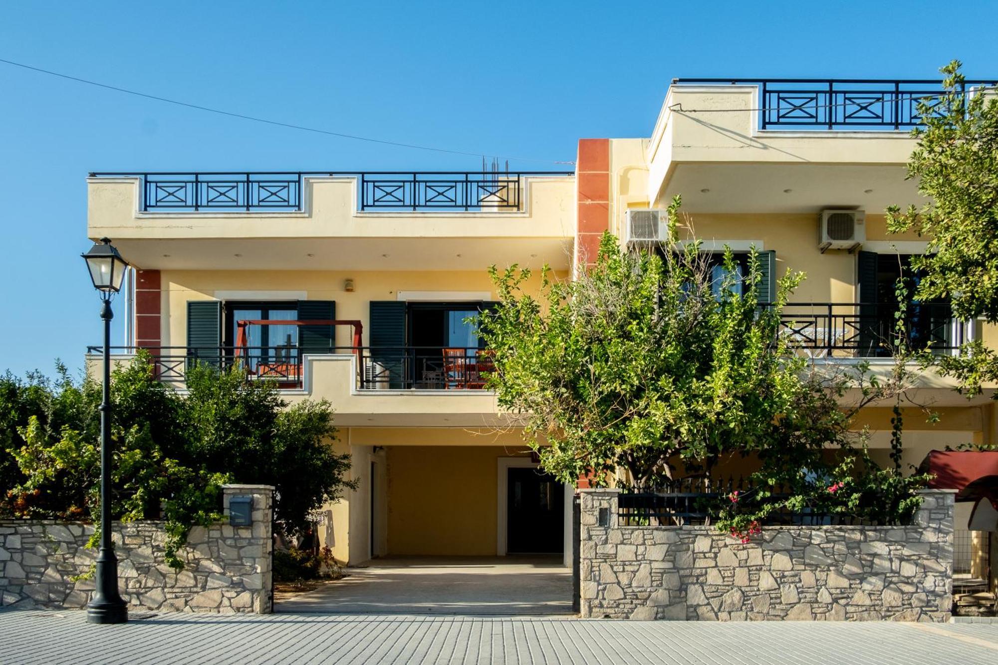 Spacious House In A Quiet Neighbourhood Ιεράπετρα Εξωτερικό φωτογραφία